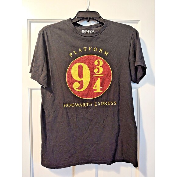 Harry Potter Hogwarts Express Platform 9 3/4 T-Shirt Men's Size M Black Medium - Picture 2 of 11